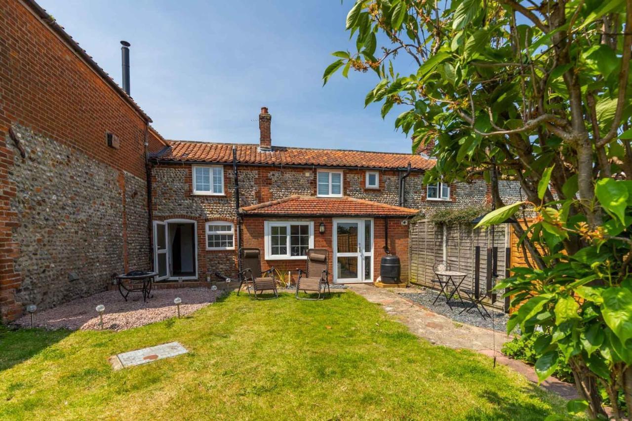 Host & Stay - Pilgrims Rest Bacton  Luaran gambar